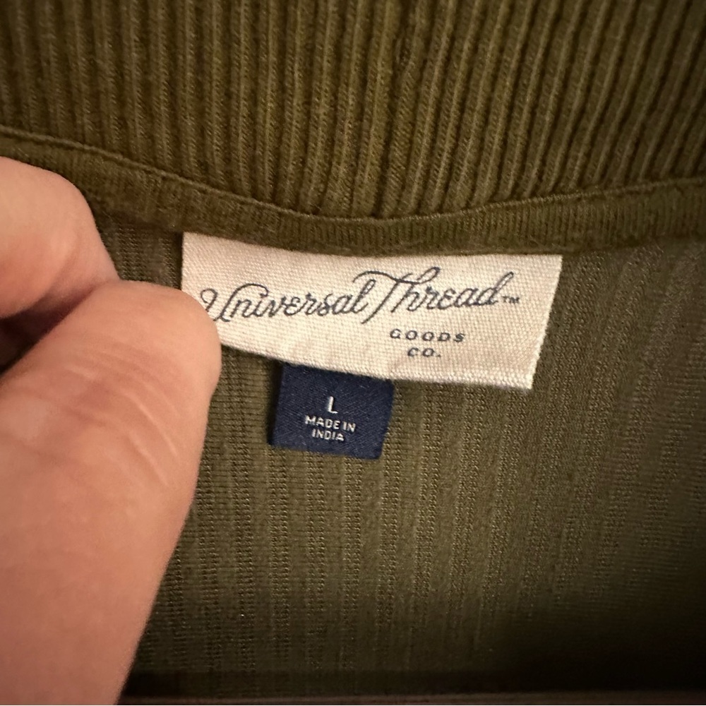 Universal Thread Zip Neck Pullover L - image 4